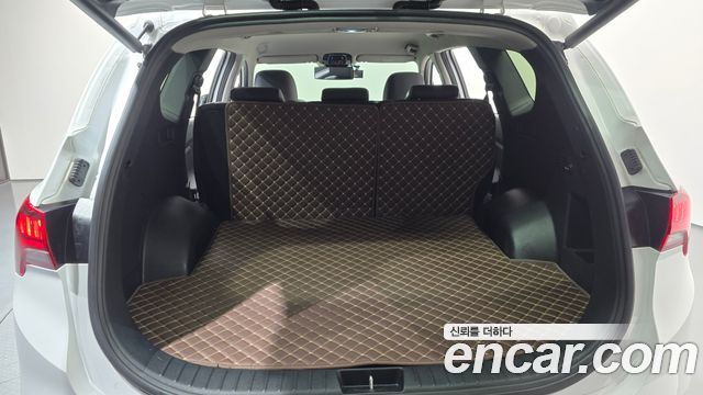 Hyundai Santa Fe Diesel 2.2 4WD Exclusive 2023 — фото 29