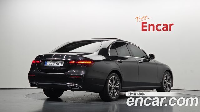 Mercedes-Benz E-Class (W213) E250 Avantgarde 2021 — фото 2