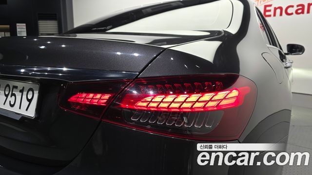 Mercedes-Benz E-Class (W213) E250 Avantgarde 2021 — фото 23