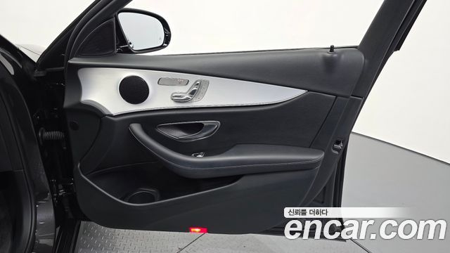Mercedes-Benz E-Class (W213) E250 Avantgarde 2021 — фото 24