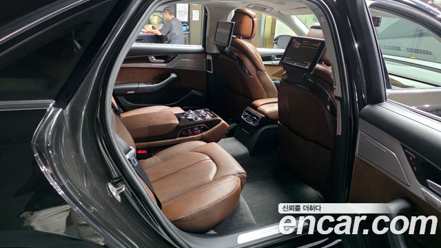 Audi A8 60 TDI Quattro LWB D4 2015 — фото 12