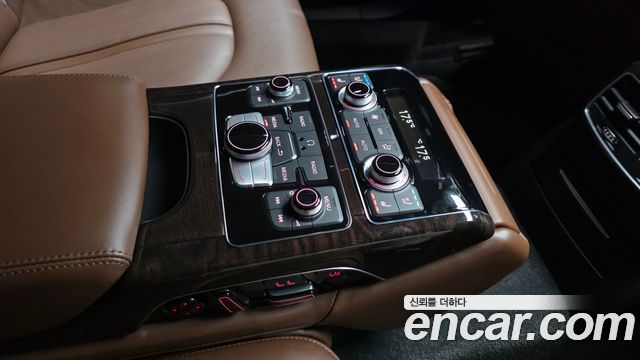 Audi A8 60 TDI Quattro LWB D4 2015 — фото 17