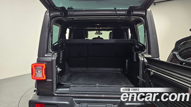Jeep Wrangler (JL) 2.0 Overland 4Door 2021 — фото 17