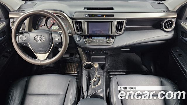 Toyota RAV4 2.5 2WD 4th 2015 — фото 7