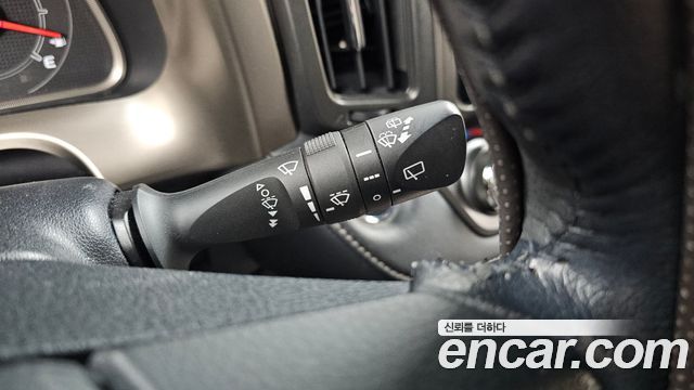 Toyota RAV4 2.5 2WD 4th 2015 — фото 19