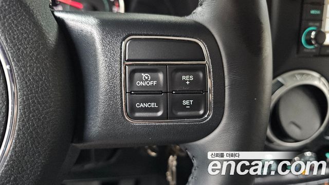 Jeep Wrangler (JK) 3.6 Sahara 4Door 2017 — фото 15