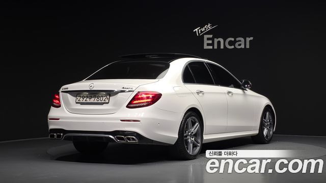 Mercedes-Benz E-Class (W213) E300 4MATIC AMG Line 2020 — фото 2