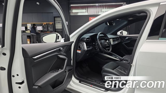 Audi A3 (8Y) 40 TFSI Premium 2024 — фото 10
