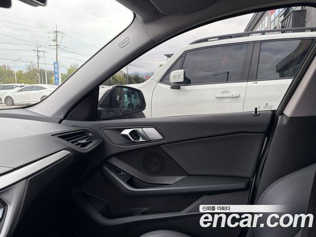 BMW 2 Series Gran Coupe (F44) 218d Advantage 2021 — фото 16