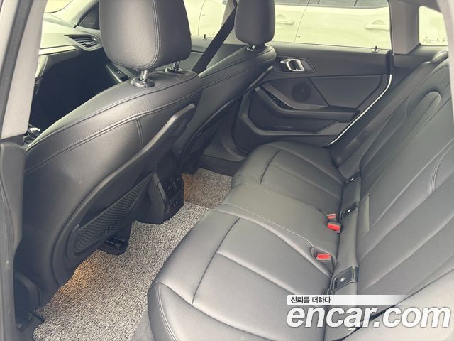 BMW 2 Series Gran Coupe (F44) 218d Advantage 2021 — фото 18