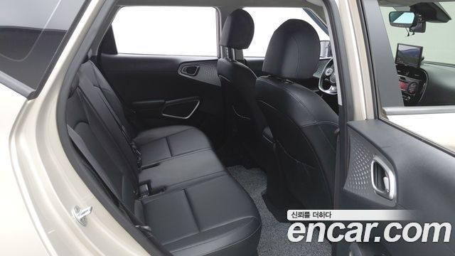Kia Soul Booster 1.6 T-GDI Prestige 2021 — фото 20
