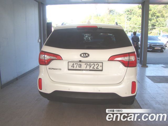 Kia Sorento R Diesel 2.0 2WD Prestige 2014 — фото 5