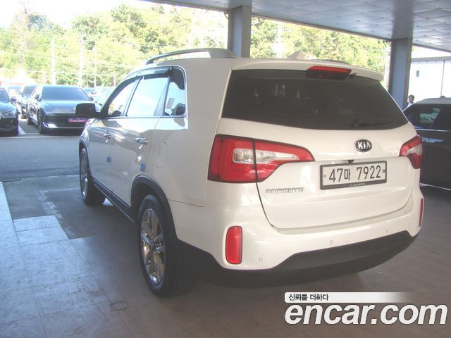 Kia Sorento R Diesel 2.0 2WD Prestige 2014 — фото 6