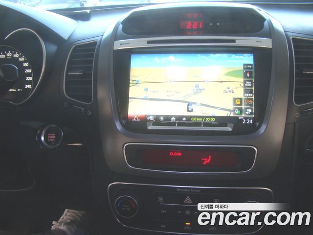 Kia Sorento R Diesel 2.0 2WD Prestige 2014 — фото 15