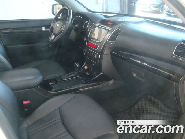 Kia Sorento R Diesel 2.0 2WD Prestige 2014 — фото 21