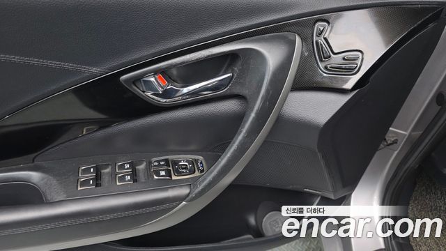 Hyundai Grandeur (HG) LPG HG300 Executive 2011 — фото 11