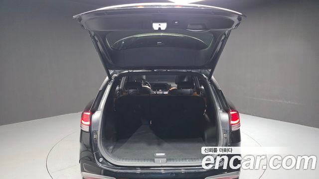 Kia Sportage (V) Gasoline 1.6 Turbo 2WD Nobleless 2023 — фото 17