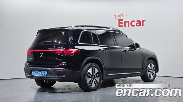 Mercedes-Benz EQB (X243) EQB300 4MATIC Electric Art 2024 — фото 2