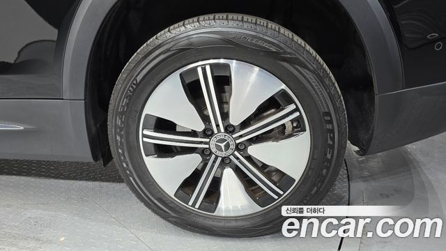 Mercedes-Benz EQB (X243) EQB300 4MATIC Electric Art 2024 — фото 21