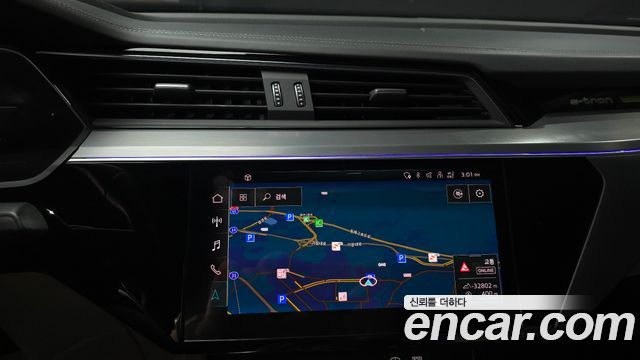 Audi e-tron 55 Quattro Sportback 2021 — фото 16