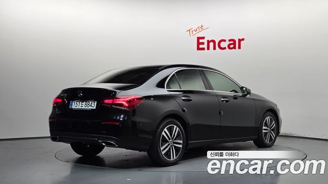 Mercedes-Benz A-Class (W177) A220 Sedan 2021 — фото 2