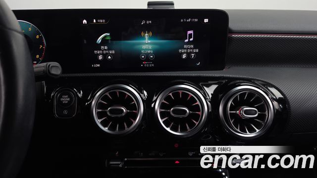 Mercedes-Benz A-Class (W177) A220 Sedan 2021 — фото 13