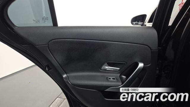 Mercedes-Benz A-Class (W177) A220 Sedan 2021 — фото 25
