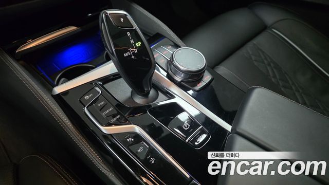 BMW 6 Series GT (G32) 630i xDrive M Sport 2023 — фото 9