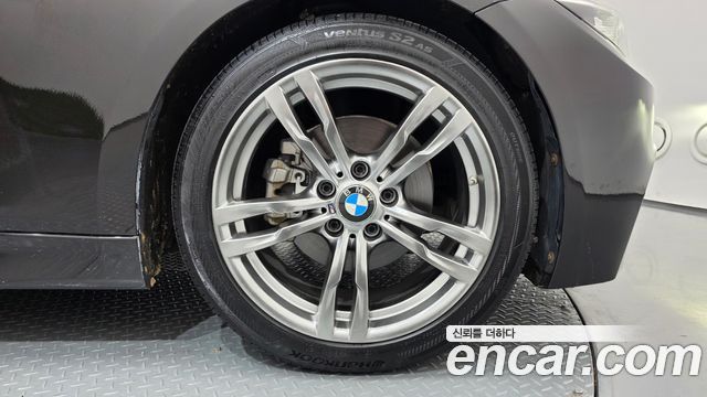 BMW 3 Series (F30) 320i M Sport 2018 — фото 21