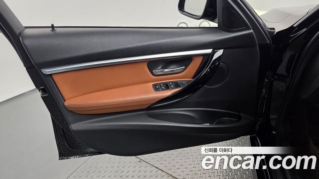 BMW 3 Series (F30) 320i M Sport 2018 — фото 24