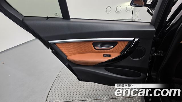 BMW 3 Series (F30) 320i M Sport 2018 — фото 25