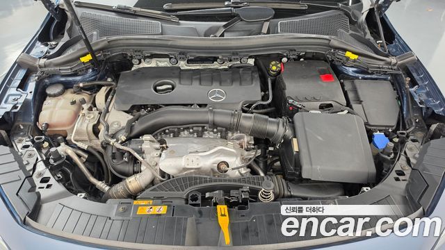 Mercedes-Benz GLA-Class (H247) GLA250 4MATIC 2021 — фото 6