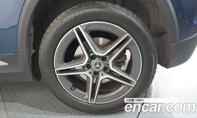Mercedes-Benz GLA-Class (H247) GLA250 4MATIC 2021 — фото 21
