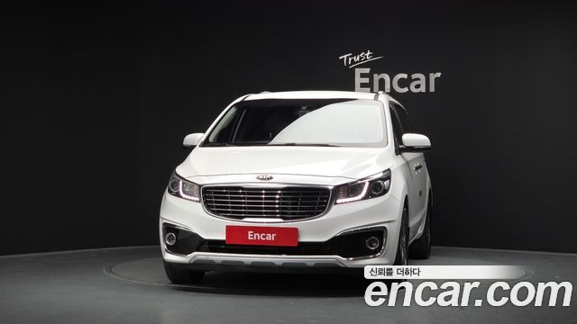 Kia Carnival 9-seater Luxury 2015 — фото 3