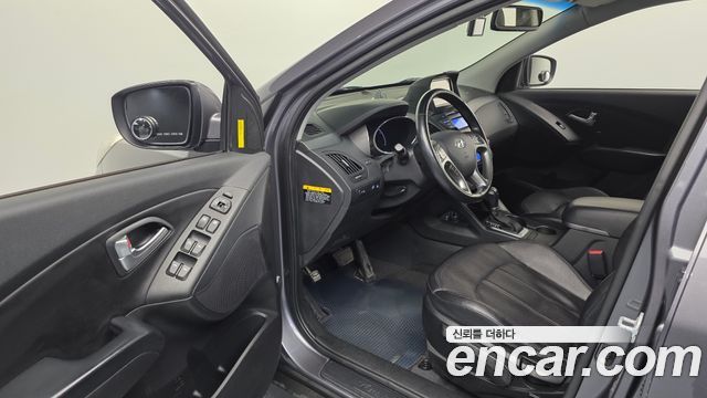 Hyundai Tucson ix Diesel(e-VGT) 2WD Modern 2014 — фото 10