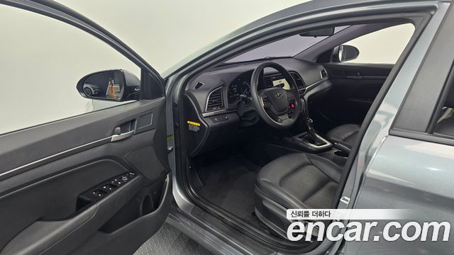 Hyundai Avante (AD) 1.6 LPI Style (Rental Car) 2018 — фото 11