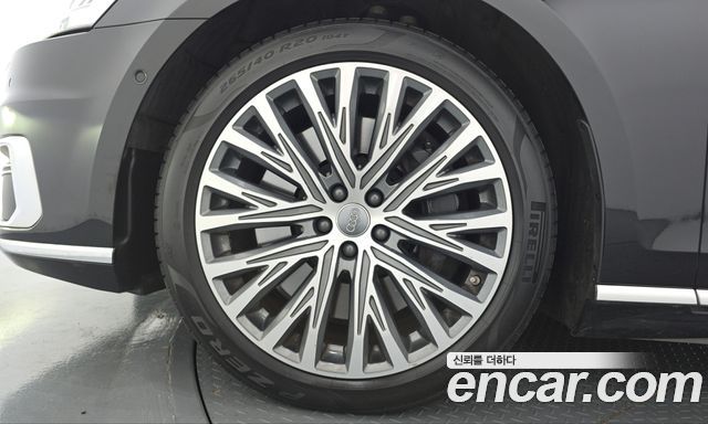 Audi A8 (D5) 60 TFSI Quattro LWB 2020 — фото 5
