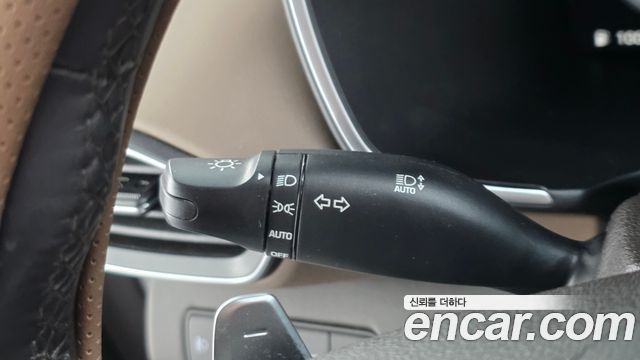 Hyundai Santa Fe Diesel 2.2 2WD Prestige 2021 — фото 30