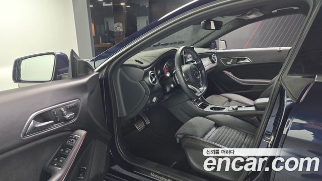 Mercedes-Benz CLA-Class (C117) CLA220 AMG Line 2019 — фото 10