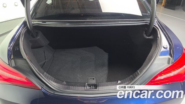 Mercedes-Benz CLA-Class (C117) CLA220 AMG Line 2019 — фото 20