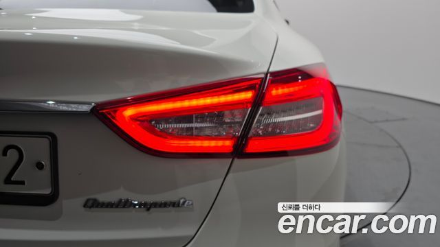 Maserati Quattroporte 3.0 V6 Granlusso 2017 — фото 23
