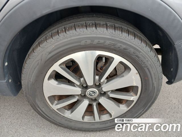 KG Mobility (SsangYong) Korando C 2.0 CVT 2WD Deluxe 2014 — фото 5