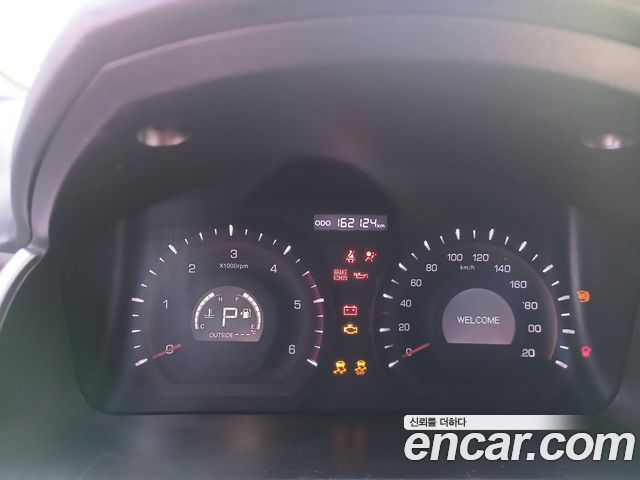 KG Mobility (SsangYong) Korando C 2.0 CVT 2WD Deluxe 2014 — фото 8