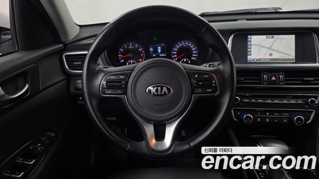 Kia K5 (II) 2.0 MX Prestige 2016 — фото 13