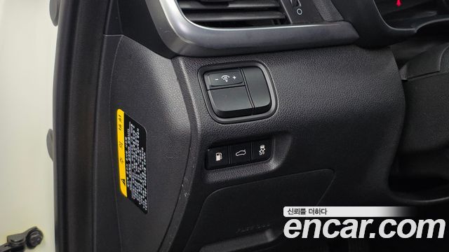 Kia K5 (II) 2.0 MX Prestige 2016 — фото 28