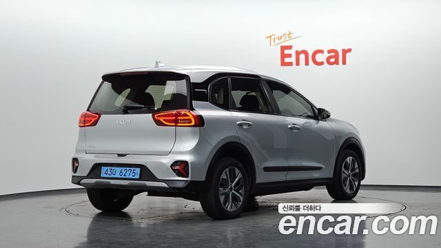 Kia Niro Plus Air (Taxi Trim) 2023 — фото 2