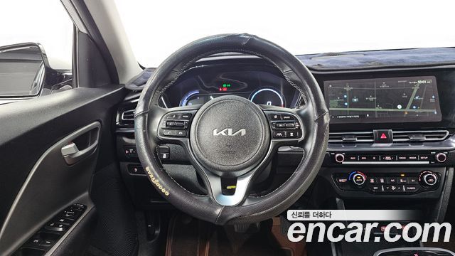Kia Niro Plus Air (Taxi Trim) 2023 — фото 13