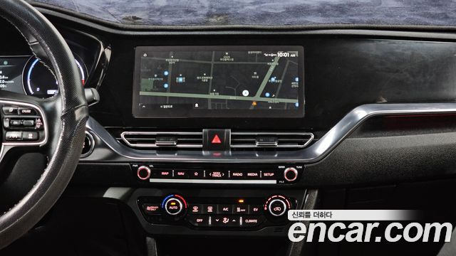 Kia Niro Plus Air (Taxi Trim) 2023 — фото 14