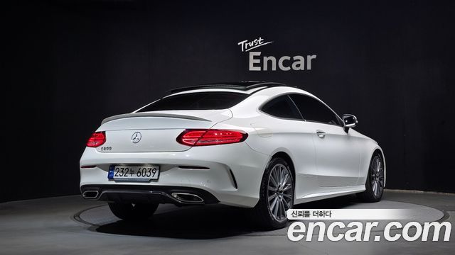 Mercedes-Benz C-Class (W205) C200 Coupe 2023 — фото 2