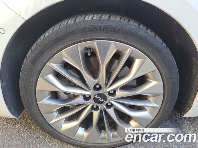 Kia K8 3.5 Gasoline 4WD Platinum 2023 — фото 6